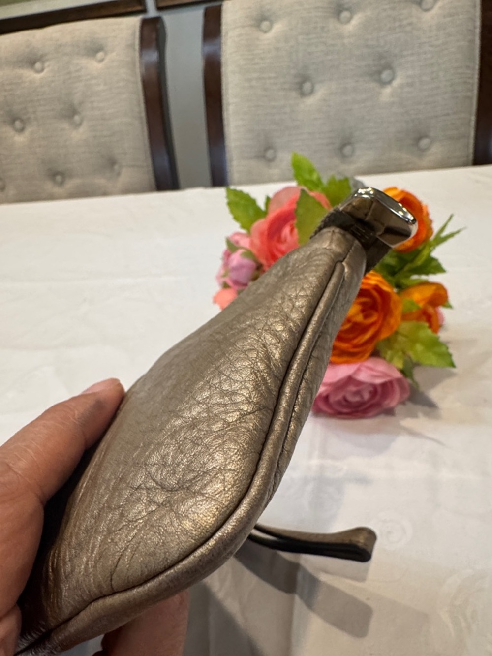 Authentic Gucci Metallic Pewter Leather Wristlet Clutch - Picture 5 of 14